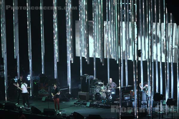 RADIOHEAD - 2008-06-10 - PARIS - Bercy - Philip Selway - Colin Greenwood - Thomas Edward Yorke - Jonny Greenwood - Edward John O'Brien